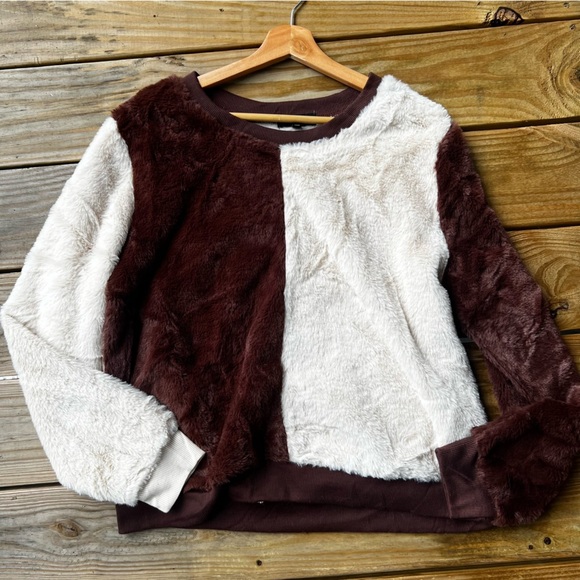 Almost Famous Sweaters - Almost famous fuzzy sweatshirt